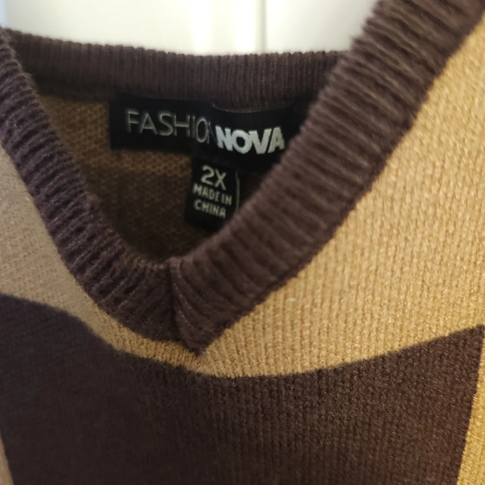 Fashion Nova Brown & Tan Checkerboard Knit Maxi Dress - Picture 4 of 4